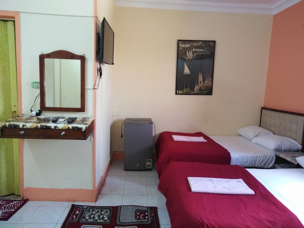 New Palace Hostel 7/38