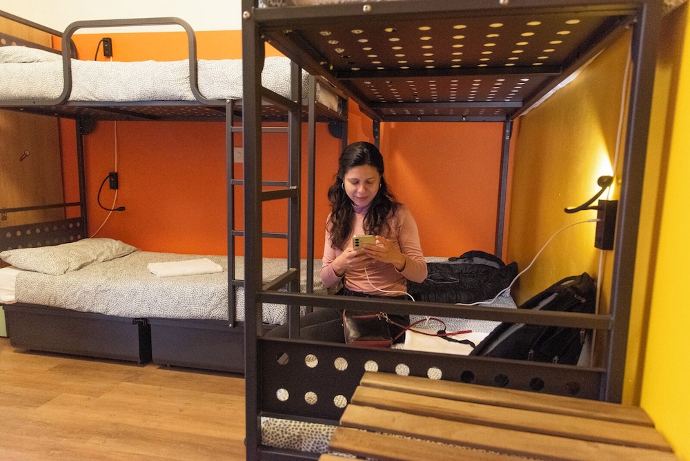 Sunflower Beach Hostel 6/50