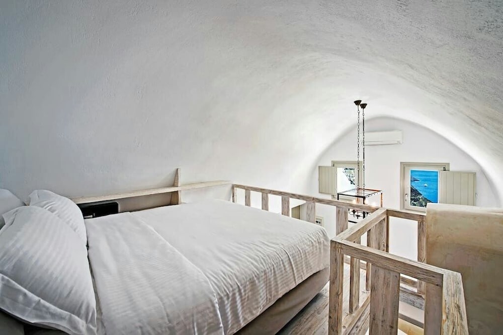 HONEYMOON, VILLA, JETTED TUB