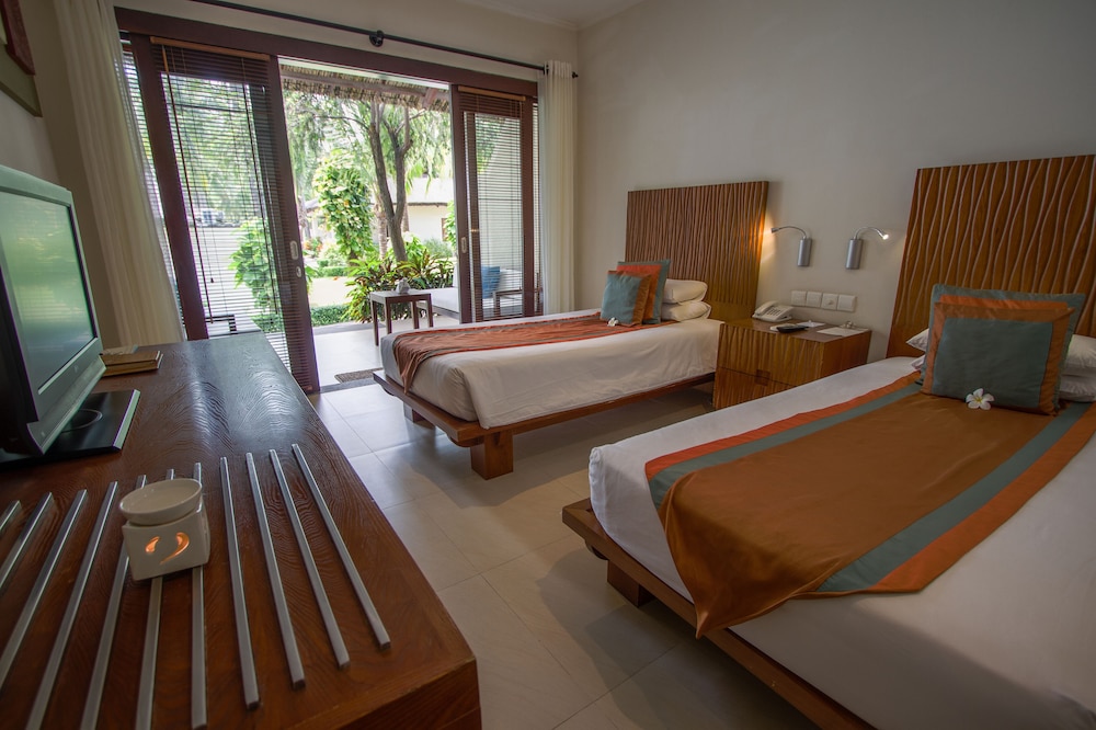 Blue Ocean Resort 49/72