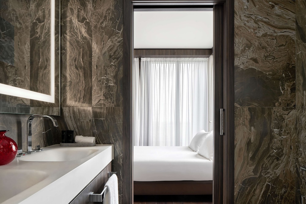 Hyatt Centric Milan Centrale 9/78