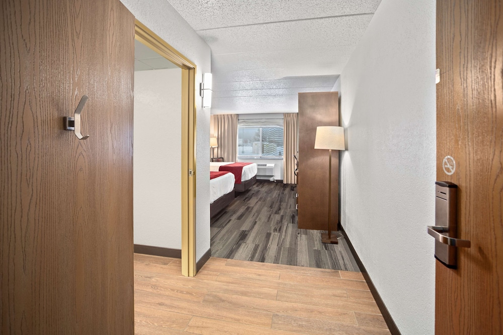 Best Western Plus McCall Lodge & Suites 30/46
