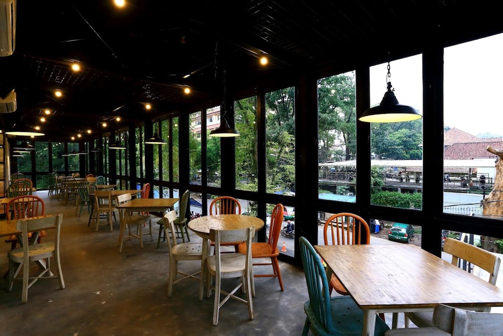 Hotel Namin Bandung 53/67