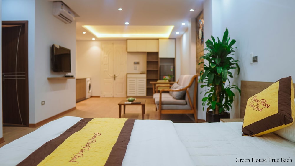 Green House Service Apartment 18/46