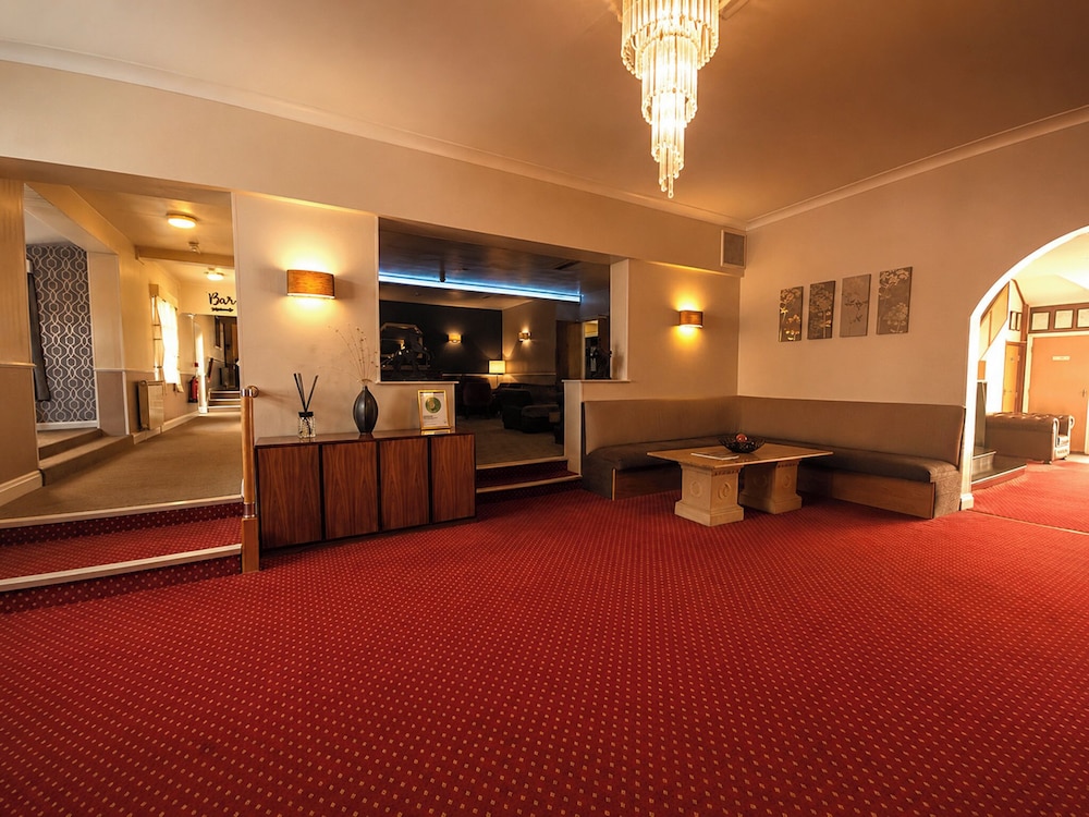 Norfolk Hotel 46/58
