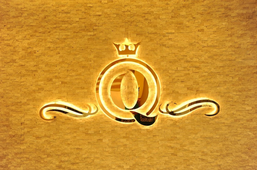 QAMAR PRESTIGE SUITES 24/49
