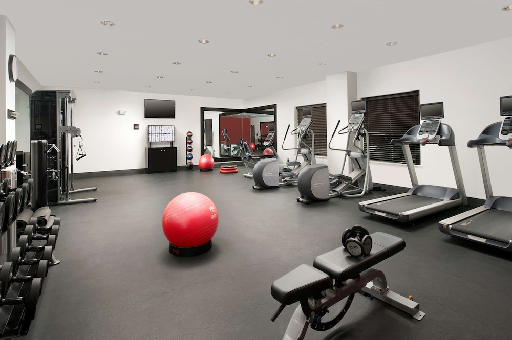 HOMEWOOD SUITES BY HILTON METAIRIE NEW ORLEANS 20/50