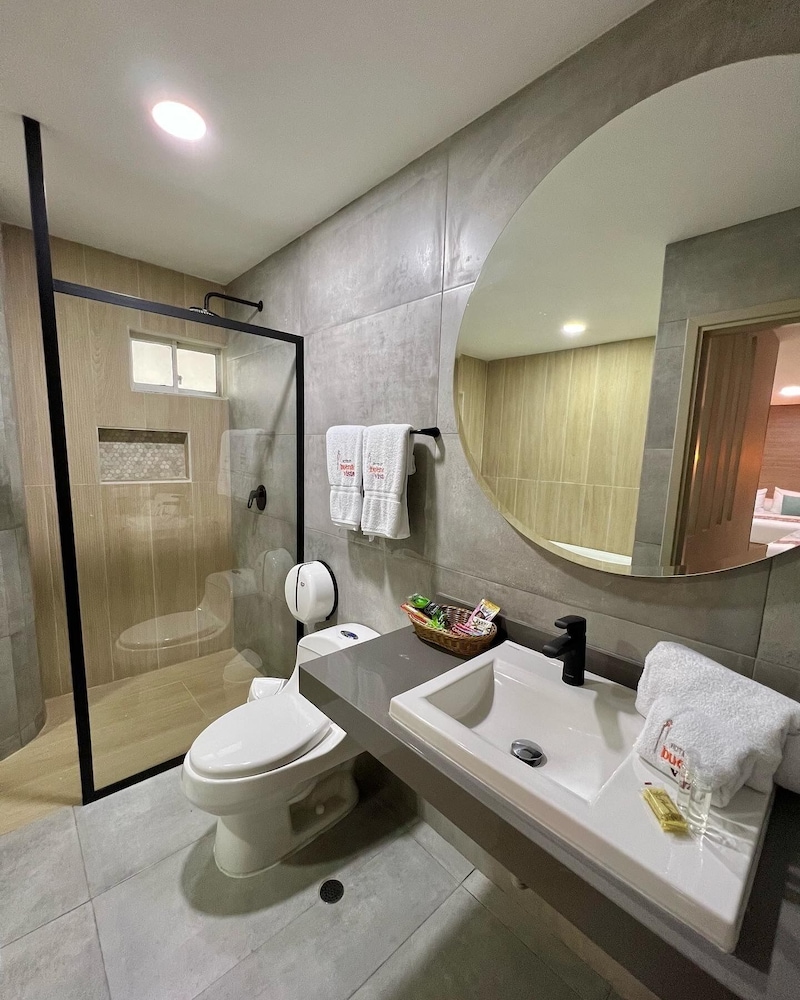 Hotel Buena Vista Express 70/70