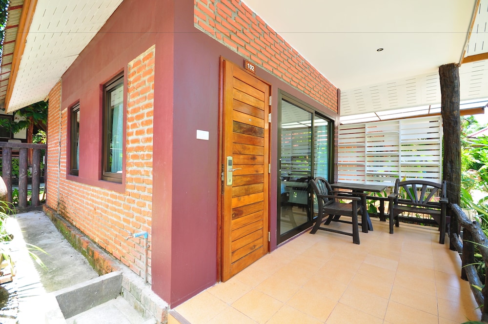 Green View Village Resort 4/50
