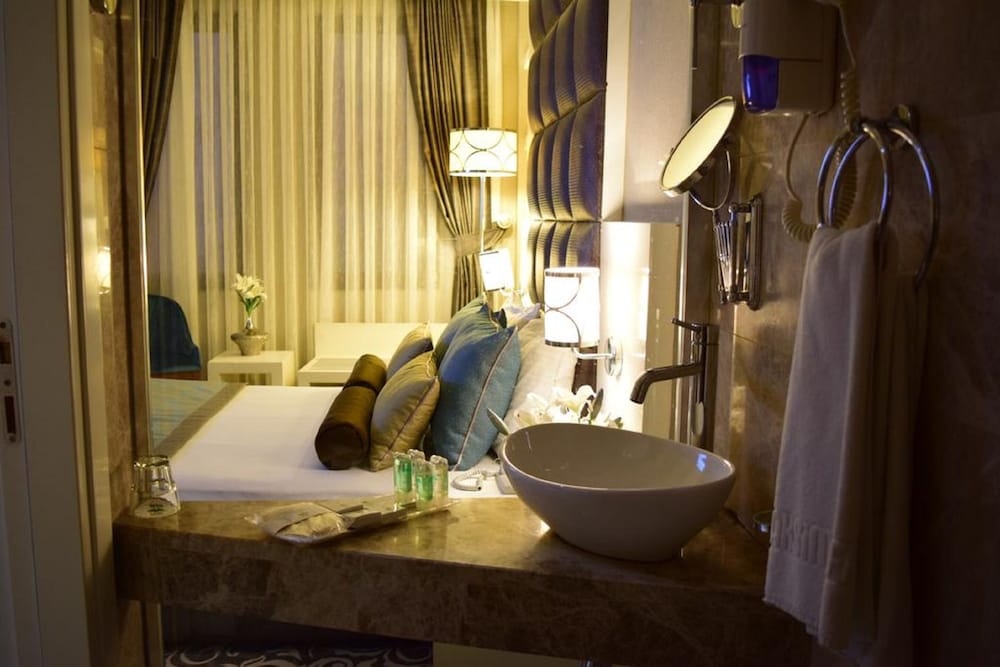 Taksim Line Hotel 27/60