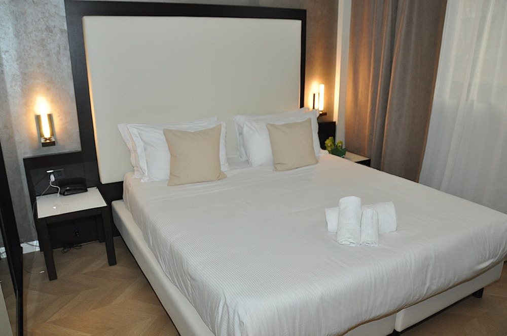 Hotel Comtur 16/62
