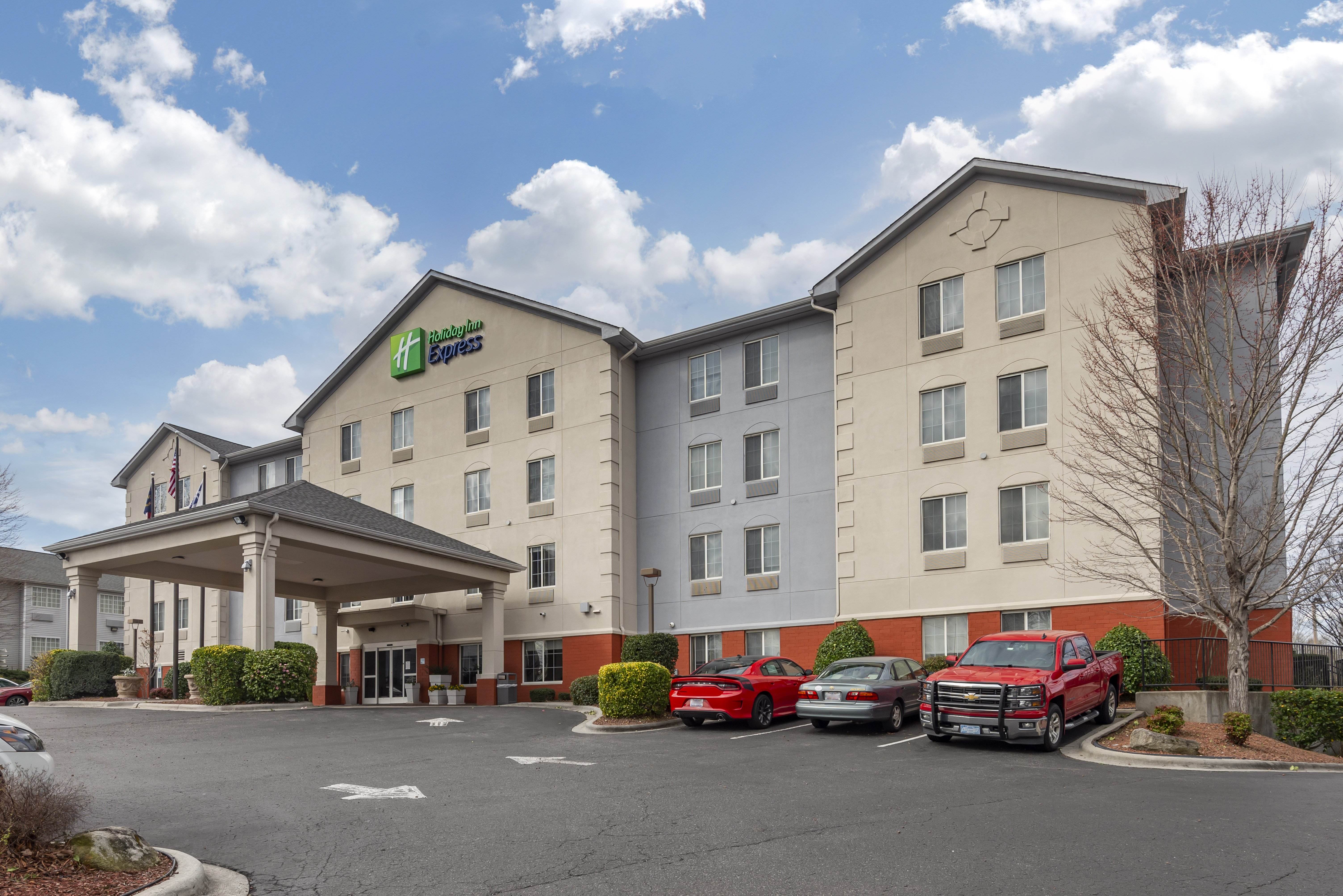 Holiday Inn Express Charlotte West - Gastonia, an IHG Hotel 70/80