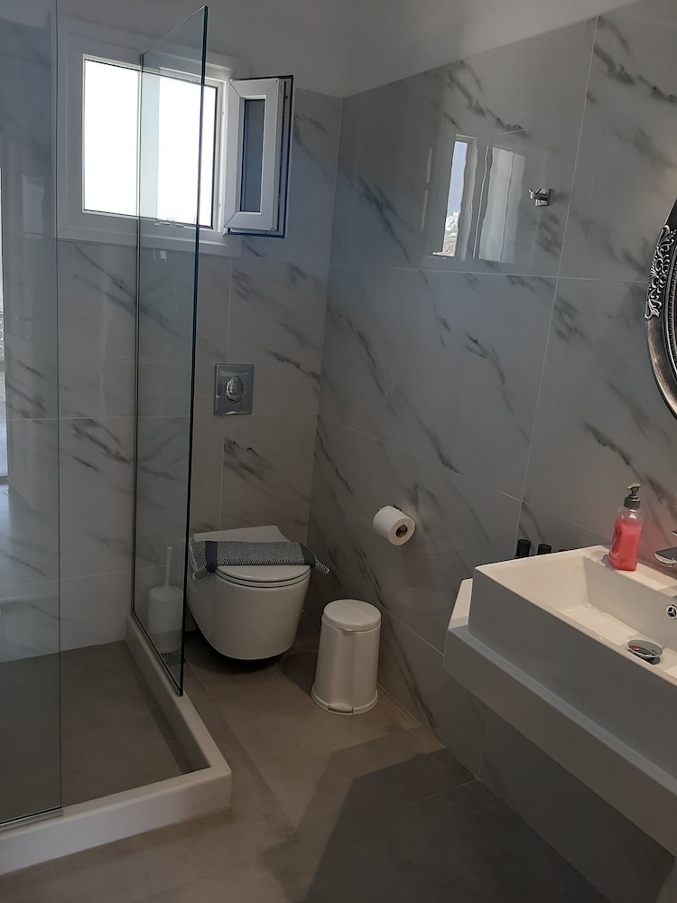Asteri Hotel Ornos 45/46