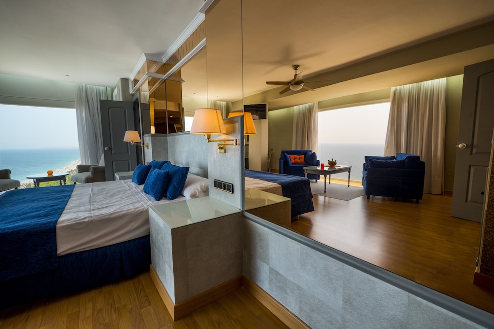 Playadulce Hotel 51/58
