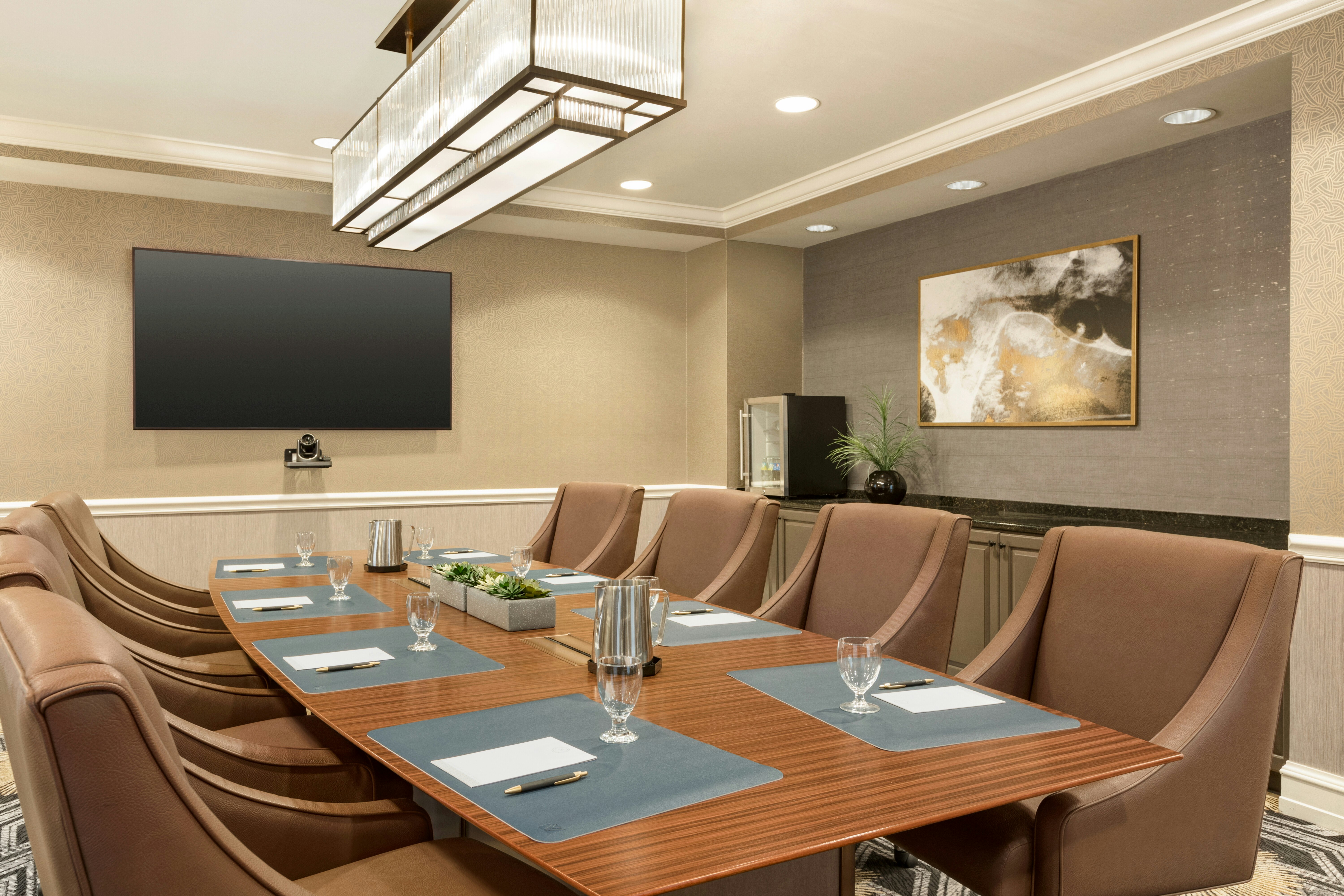 The Martinique New York On Broadway Curio Collection By Hilton 42/50
