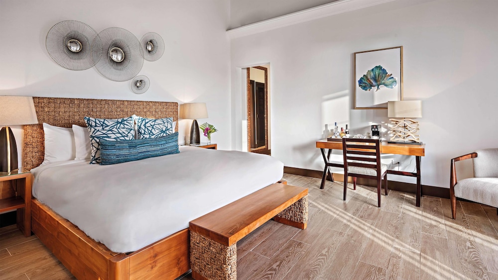 3 Bedrooms, Presidential, Suite, 2 Double Beds, 2 King Beds, Ocean Front