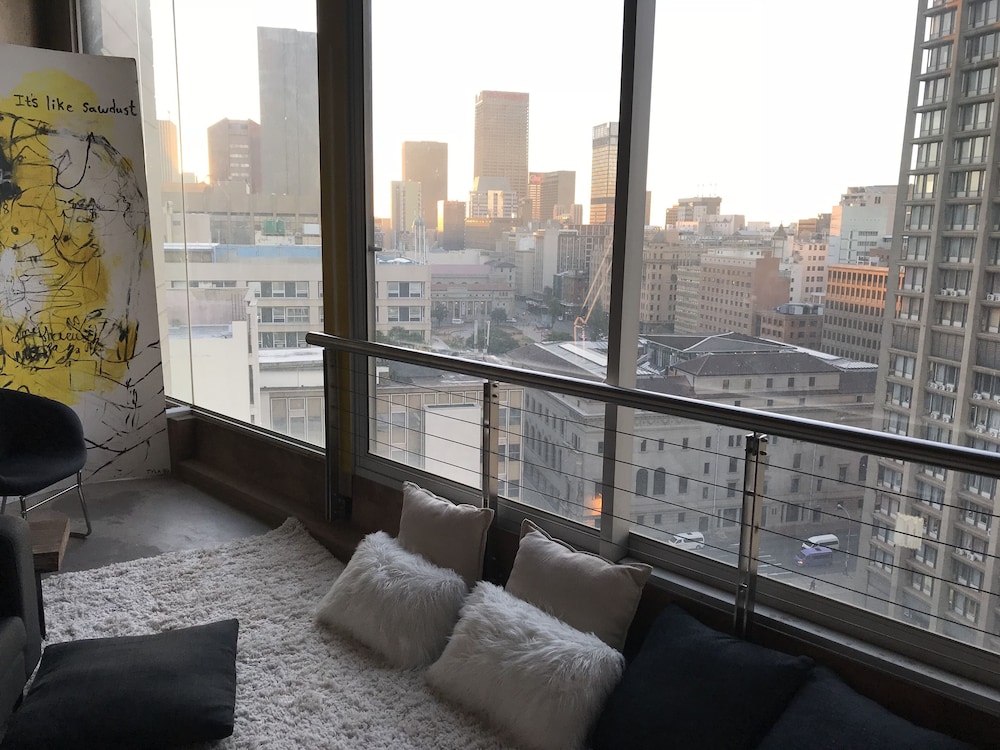The Franklin Loft Apartments 15/44