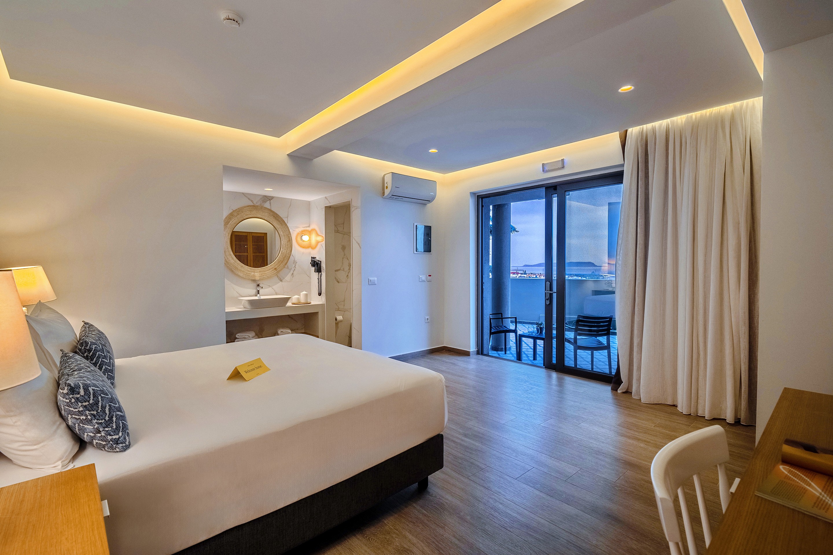 Standard, Double or Twin Bed