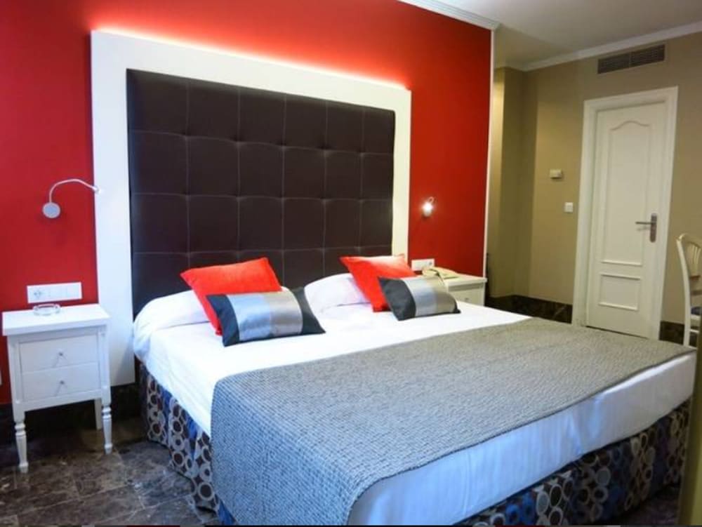 Hotel Catedral 19/59