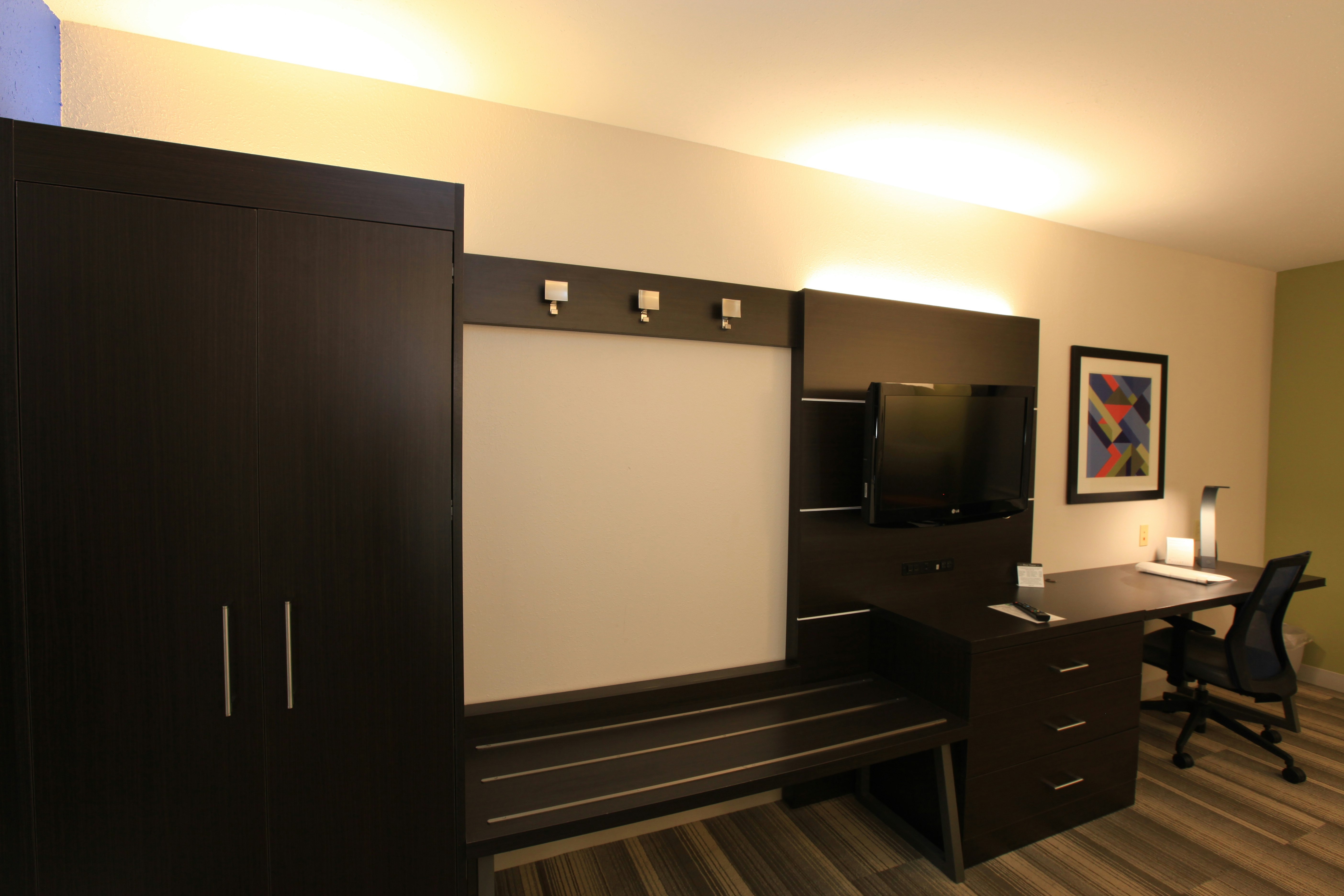 Holiday Inn Express Hotel Suites Chattanooga Hixson 60/75