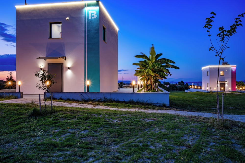 Continent Villas 43/64