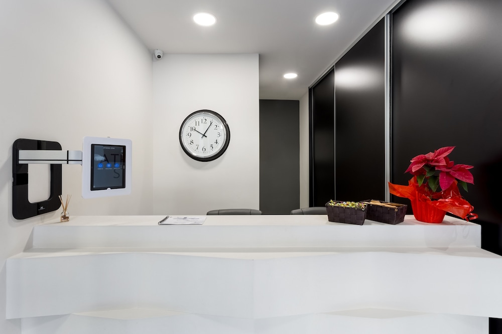Supreme Luxury Suites By Athens Stay 10/67
