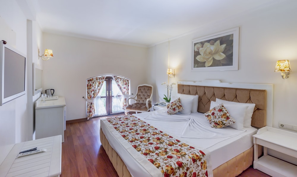 Hotel Adalya Port 11/50