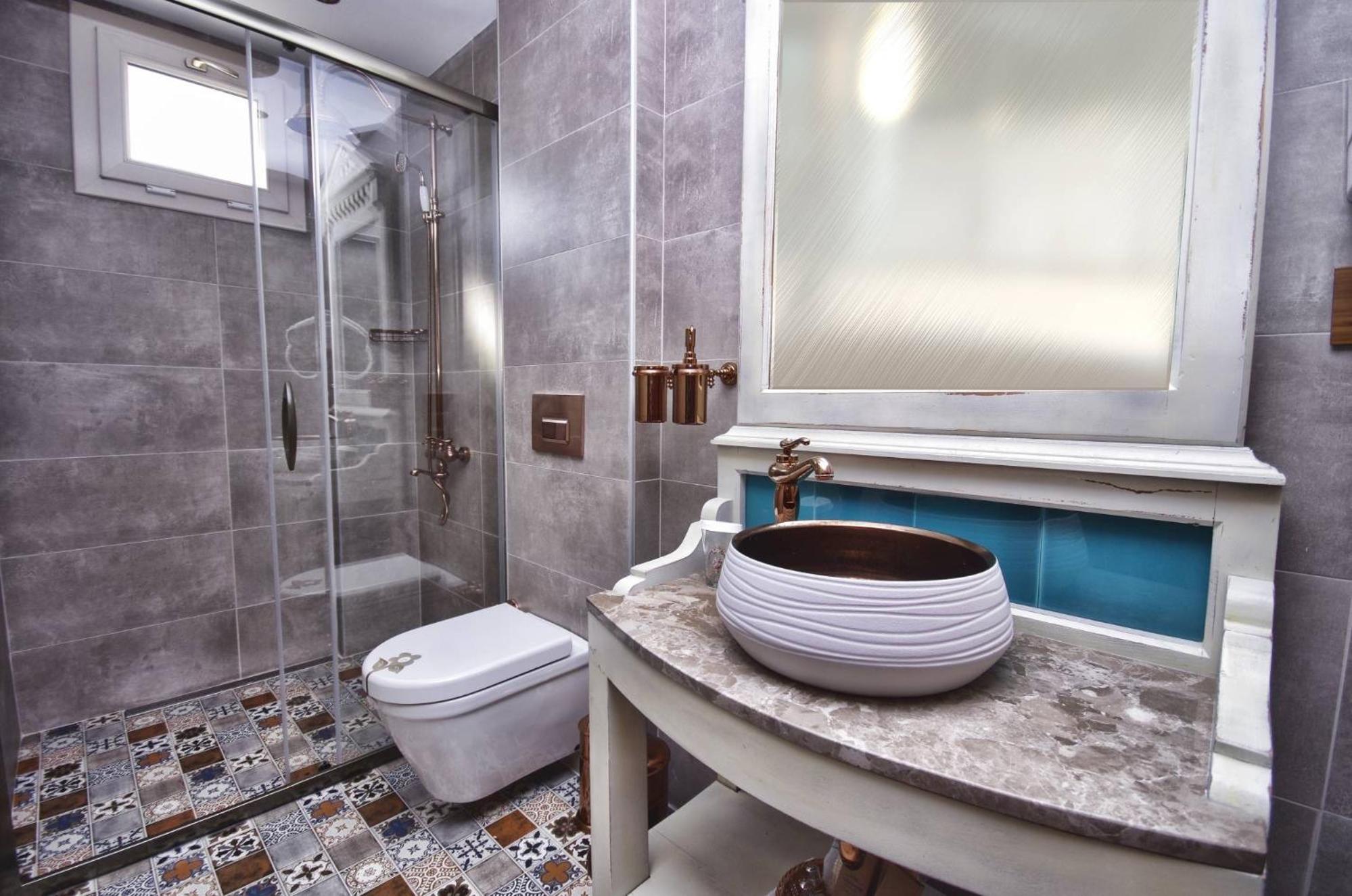 Ayse Hanim Konagi Urla (+12 Adult Only) 13/13
