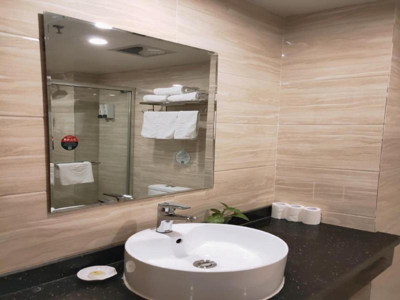 GreenTree Inn Tianjin Xiqing District Zhongbei Town Zhongbei Avenue Shell Hotel 29/32