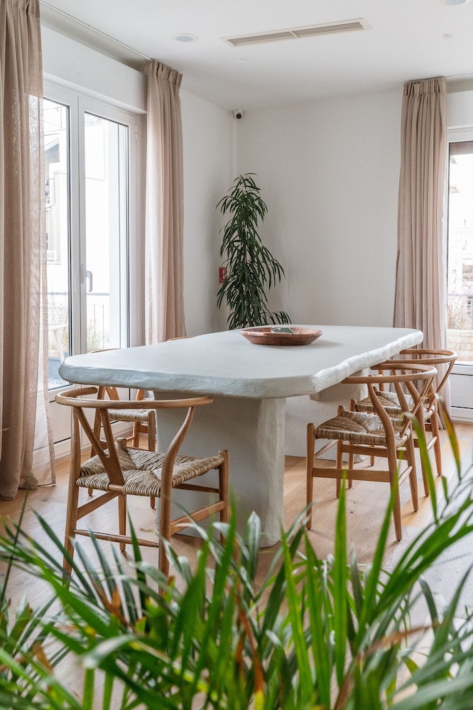 Lofus Bio Suites 35/50