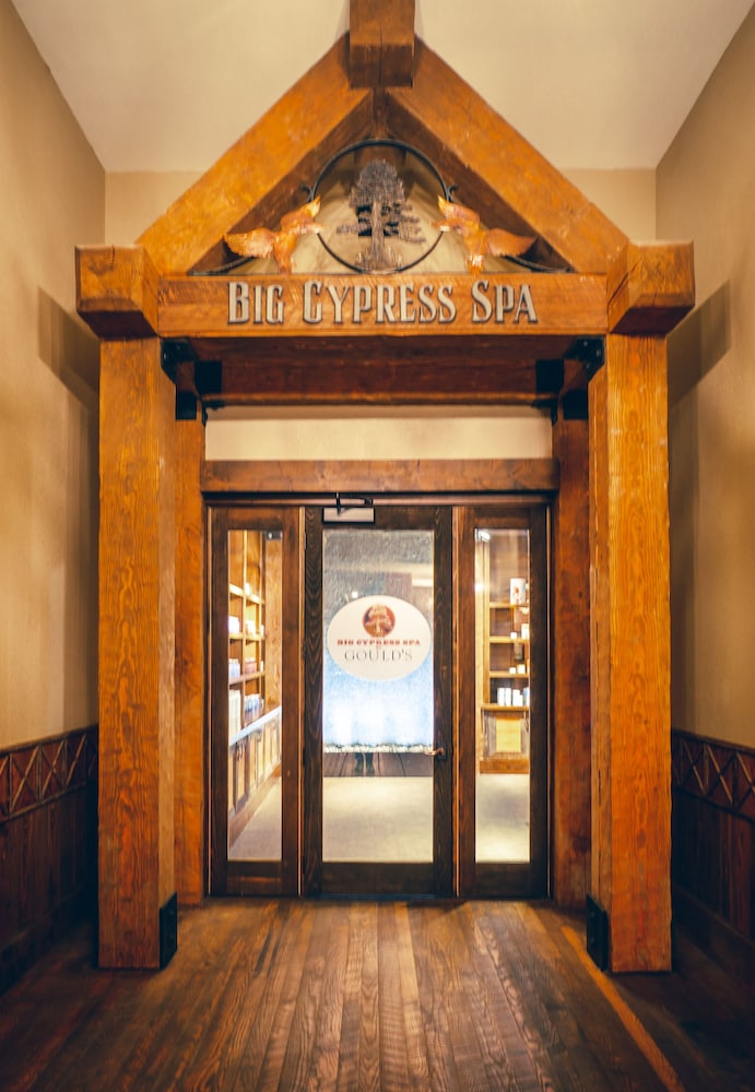 Big Cypress Lodge 9/50