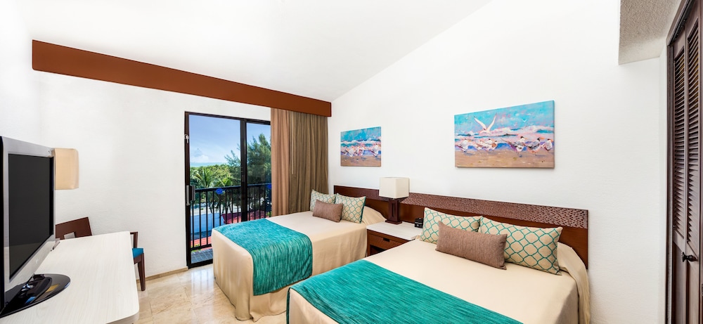 The Royal Cancun All Suites Resort 15/50