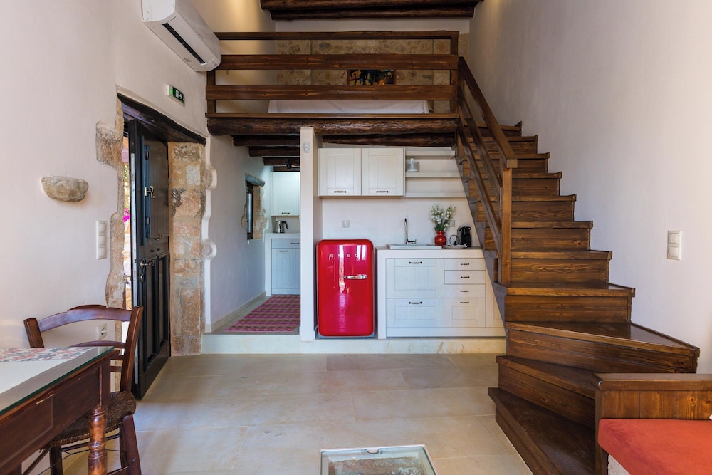 Erondas Cretan Country Villas 5/50