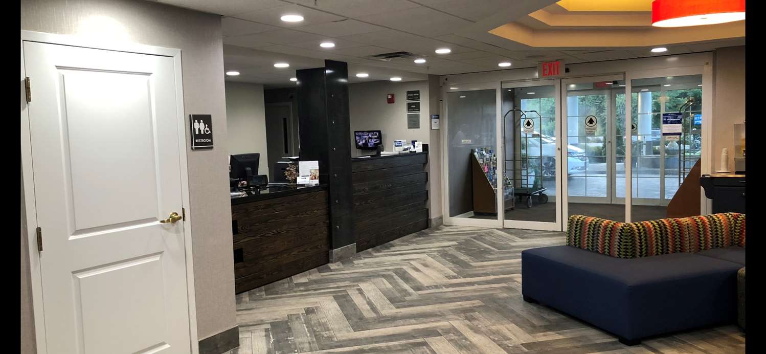Best Western Plus Newport News Inn & Suites 3/10