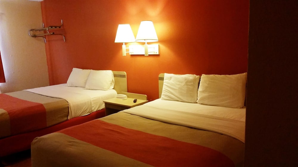 Motel6 Elk City, OK 14/23
