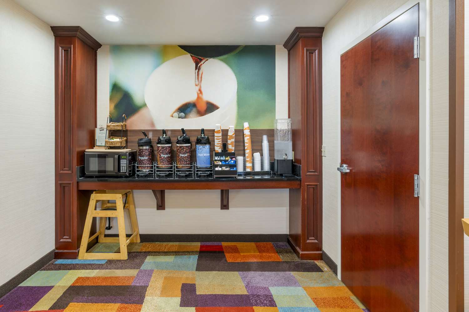 Comfort Inn & Suites Berea, KY 7/40