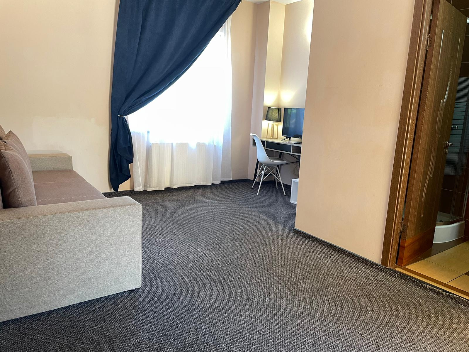 Long Street Hotel 25/50