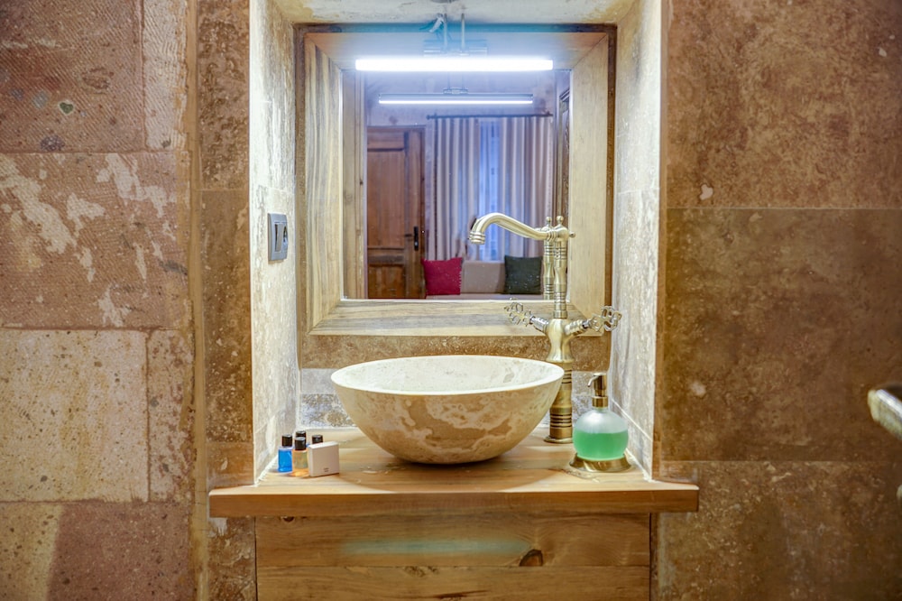 Alfa Cave Hotel 45/50