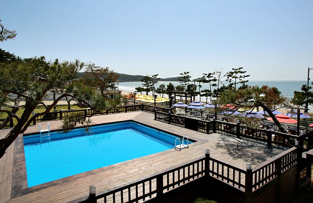 Manripo Hotel 44/49