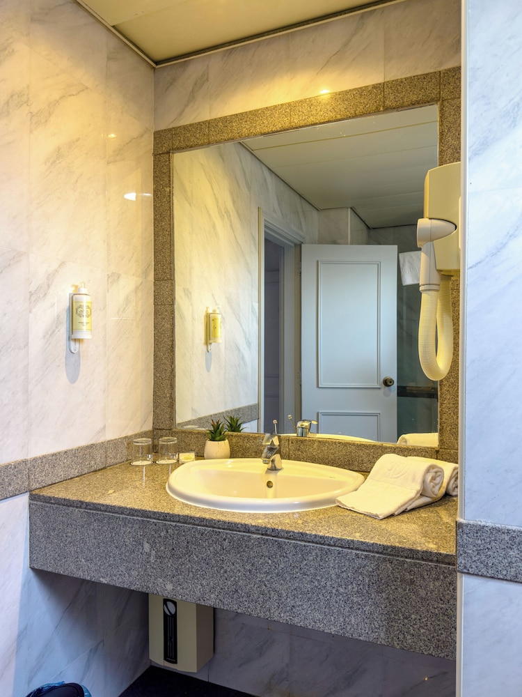 Vip Executive Suites Maputo Hotel 48/49