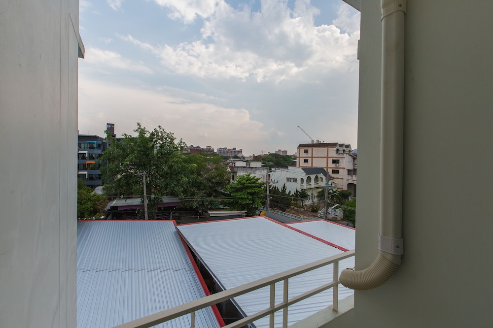 Habitat Hotel 36/44