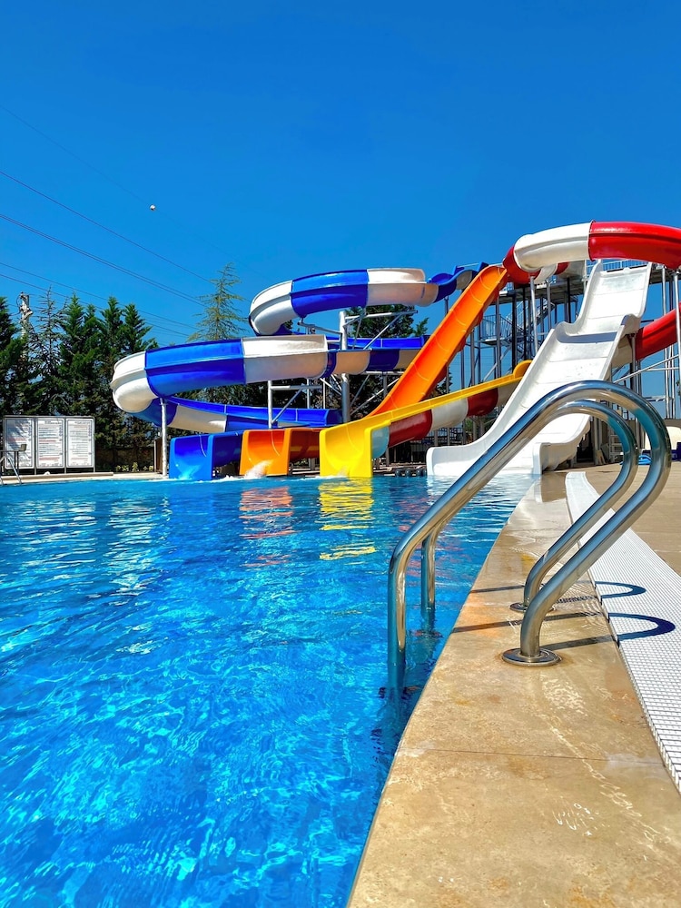 The Sign Kocaeli Thermal Spa Hotel & Convention Center 46/53