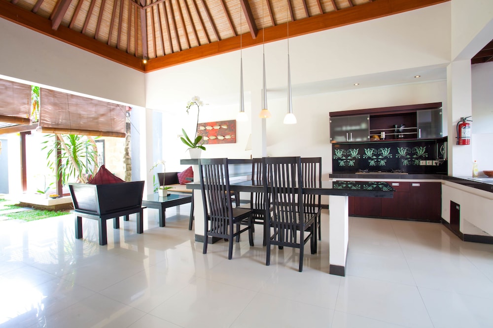 THE RISHI VILLA UMALAS 38/54