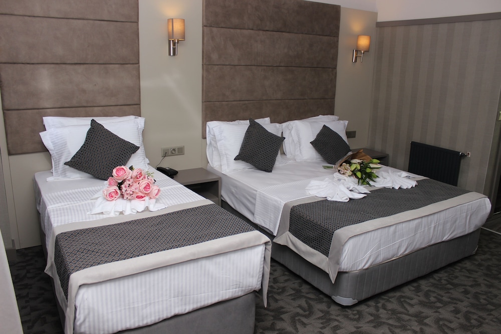 Design, Triple, King Bed