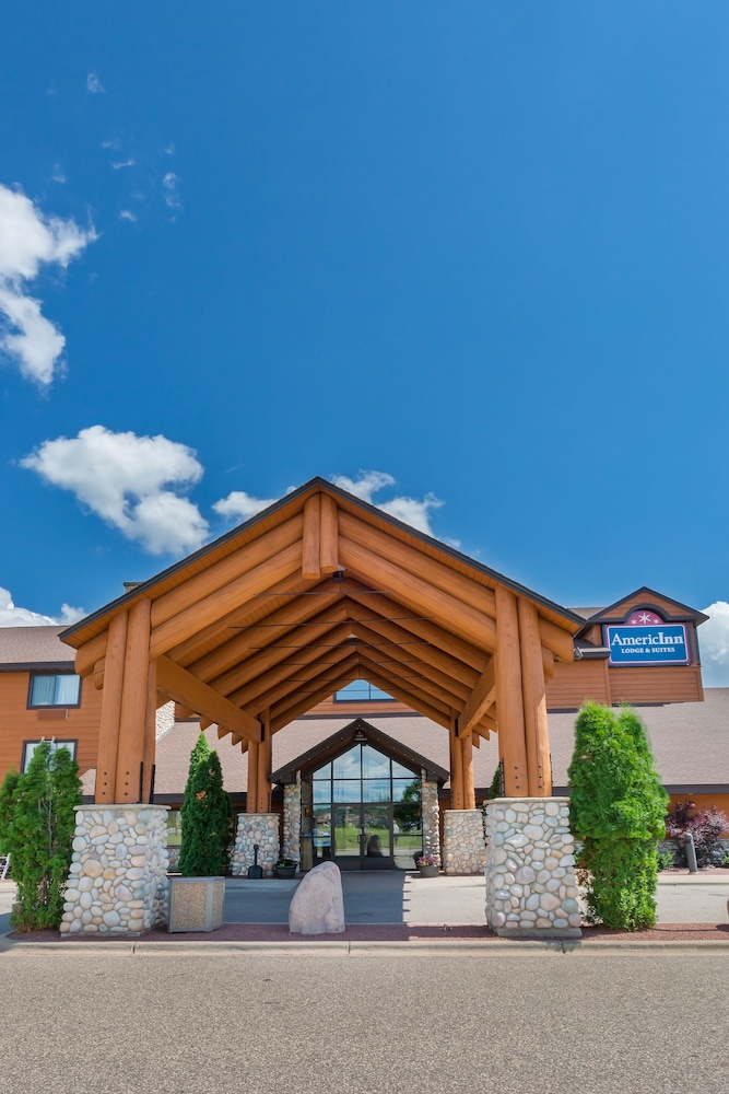 AmericInn by Wyndham Wisconsin Dells 1/30