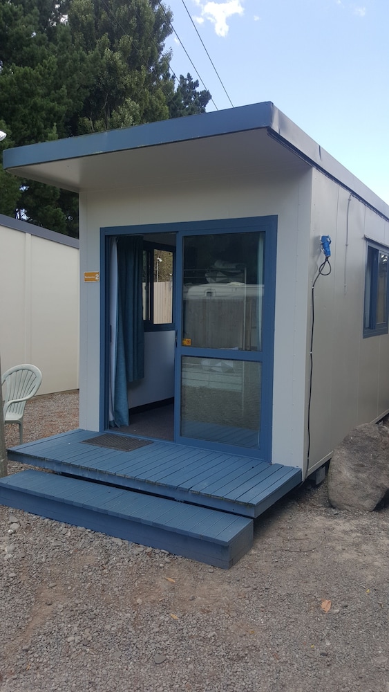 North South Holiday Park 5/72