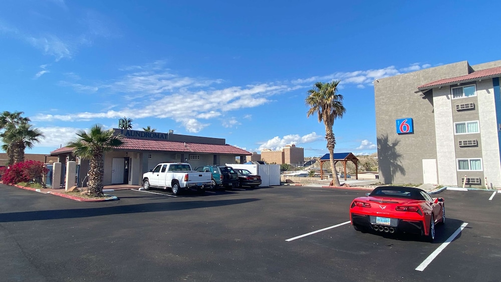 Motel6 Bullhead City, AZ 17/27