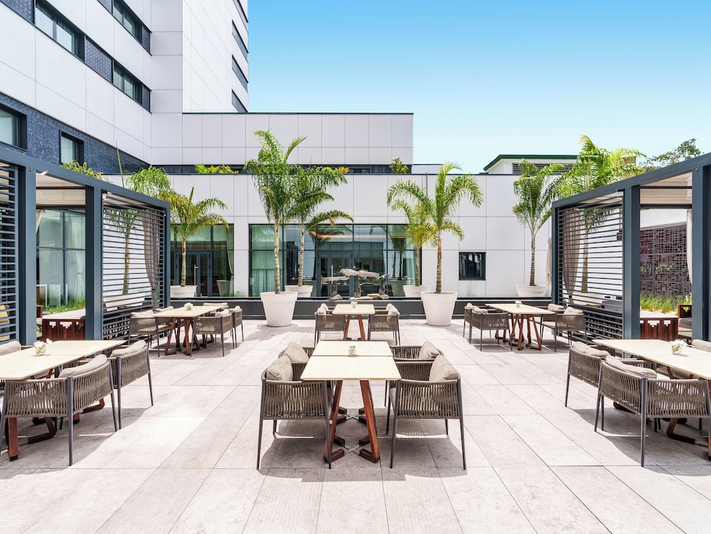 Movenpick Hotel Abidjan 60/64