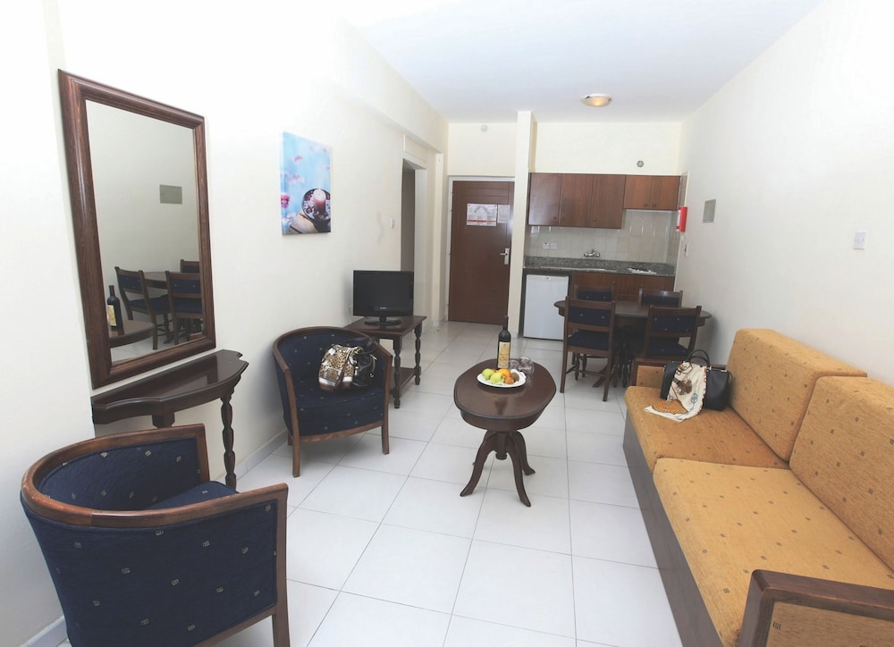 Papantonia Hotel 39/60