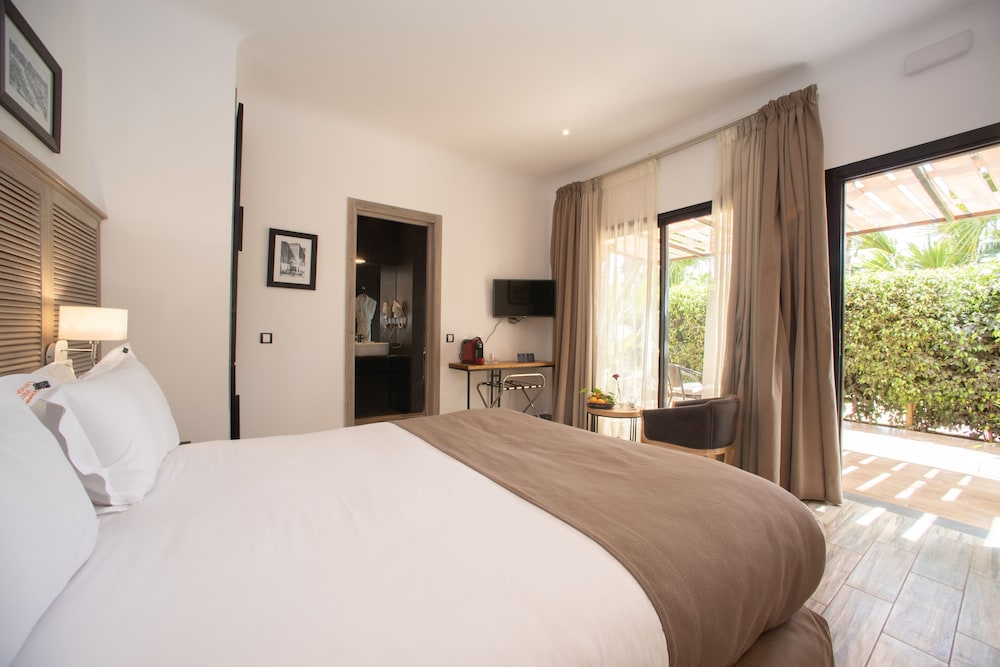 Domaine Villate Limoune 6/50